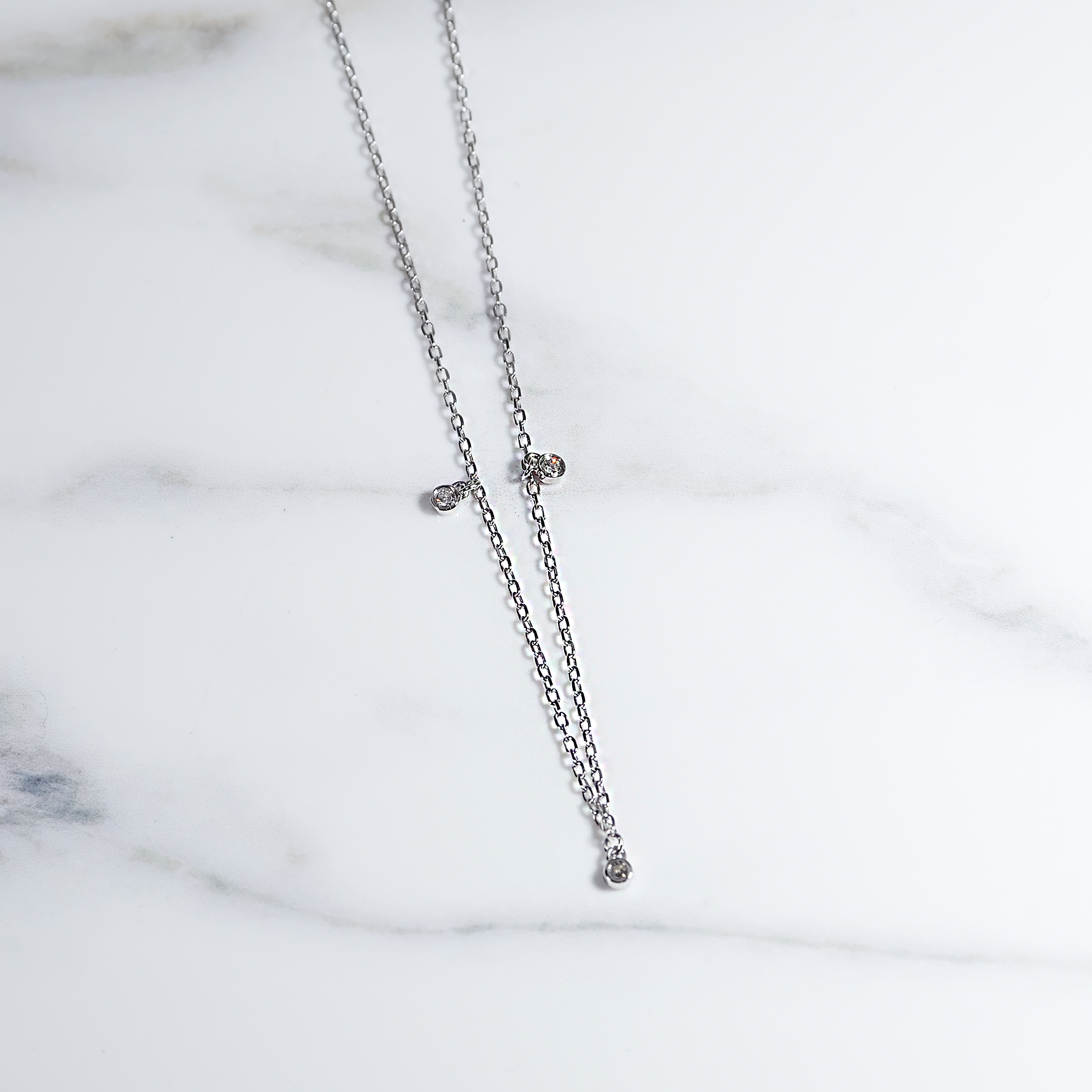Elegant Silver Droplet Necklace