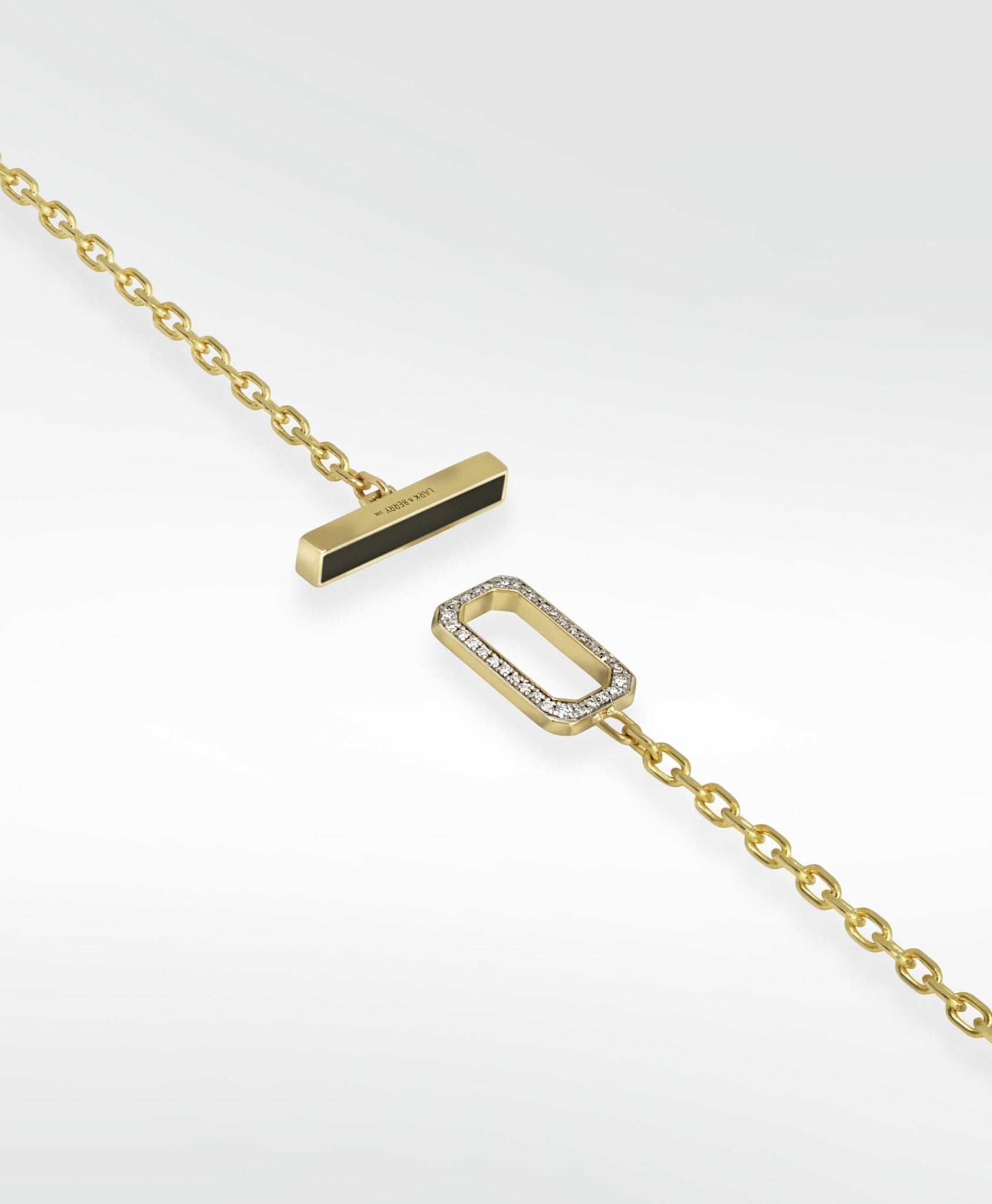 Eclipsis Toggle Bracelet with Diamond Details in 18k Yellow Gold - Lark and Berry