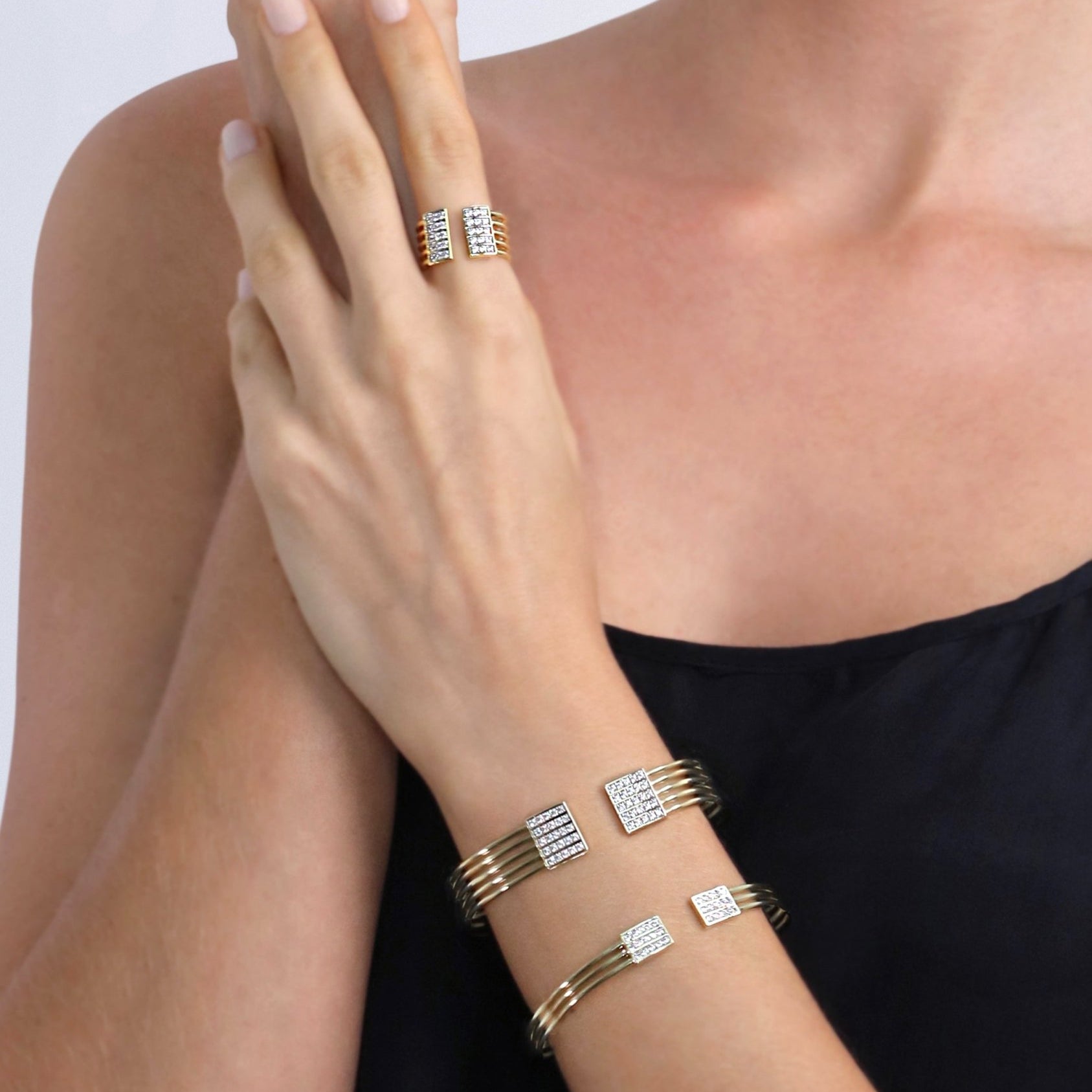 Solar Statement Bangle in 14K Yellow Gold - Lark and Berry